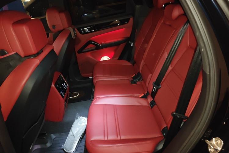 Used Porsche Cayenne 2023 Cayenne 3.0T Left Rear Seat