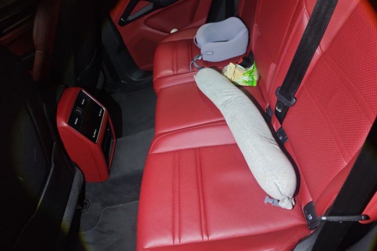 Used Porsche Cayenne 2023 Cayenne 3.0T Left Rear Seat