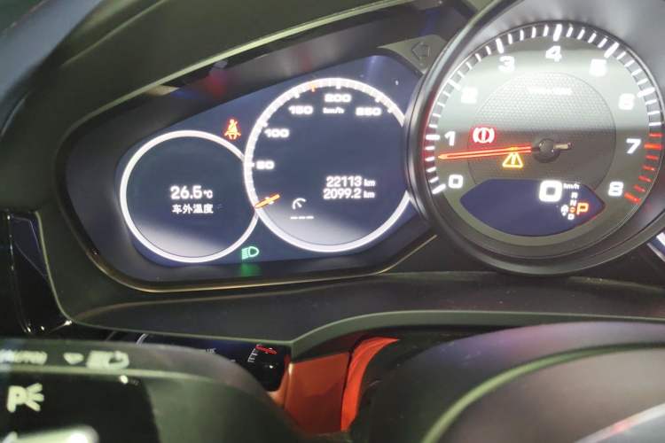 Used Porsche Cayenne 2023 Cayenne 3.0T Platinum Edition Odometer Close Up