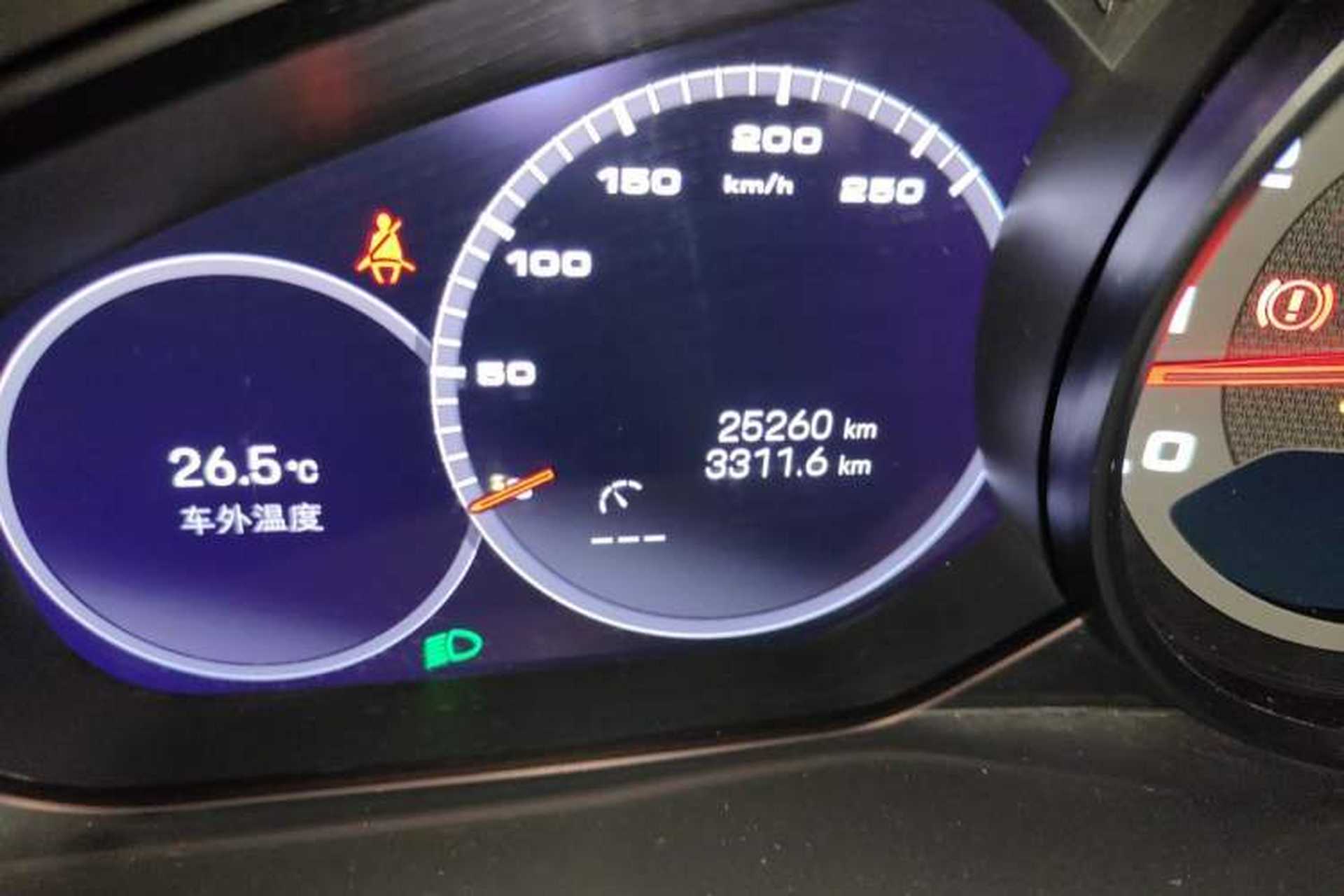 Used Porsche Cayenne 2023 Cayenne Coupé 3.0T Odometer Close Up