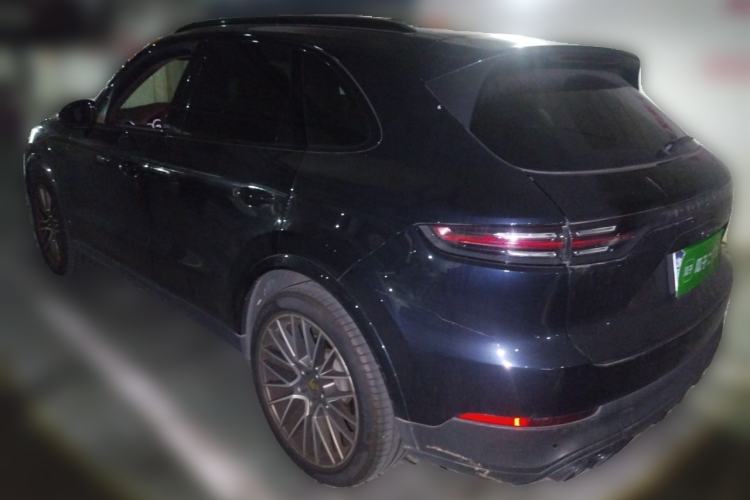 Used Porsche Cayenne 2023 Cayenne 3.0T Platinum Edition Rear Left 45 Deg