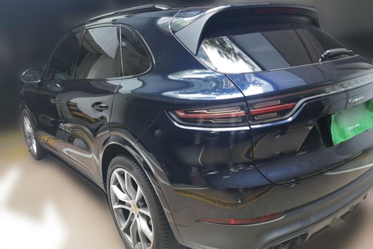 Used Porsche Cayenne 2023 Cayenne 3.0T Platinum Edition Rear Left 45 Deg