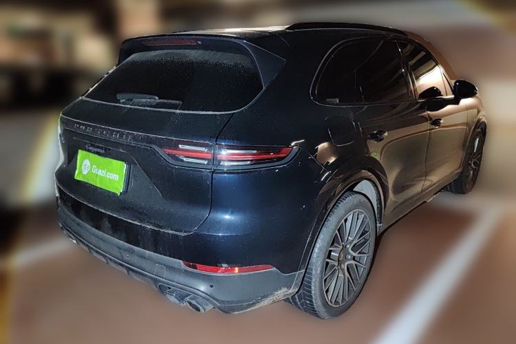 Used Porsche Cayenne 2023 Cayenne Coupé 3.0T Platinum Edition Rear Right 45 Deg