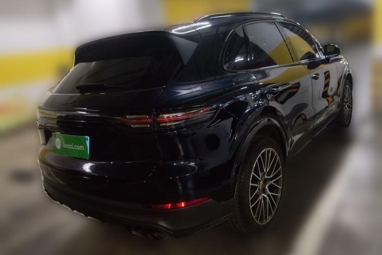 Used Porsche Cayenne 2023 Cayenne 3.0T Platinum Edition Rear Right 45 Deg