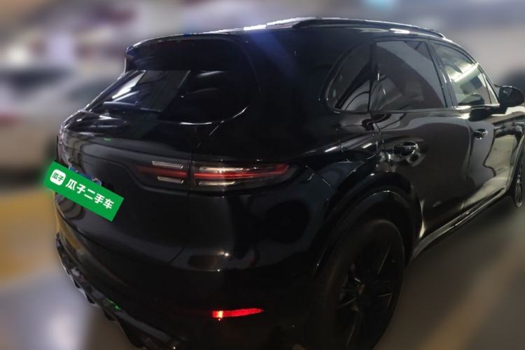 Used Porsche Cayenne 2023 Cayenne 3.0T Platinum Edition Rear Right 45 Deg