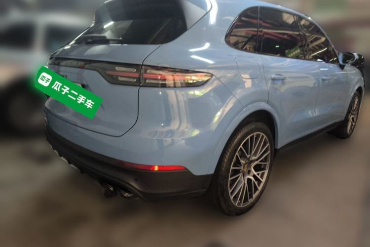 Used Porsche Cayenne 2023 Cayenne 3.0T Platinum Edition Rear Right 45 Deg