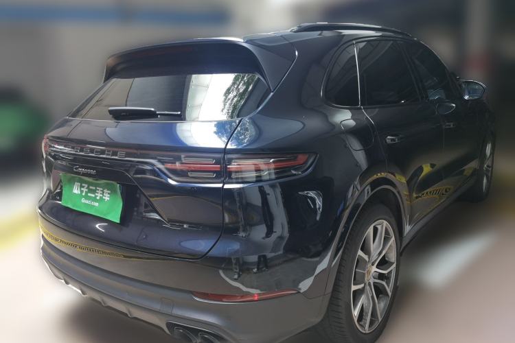 Used Porsche Cayenne 2023 Cayenne 3.0T Platinum Edition Rear Right 45 Deg