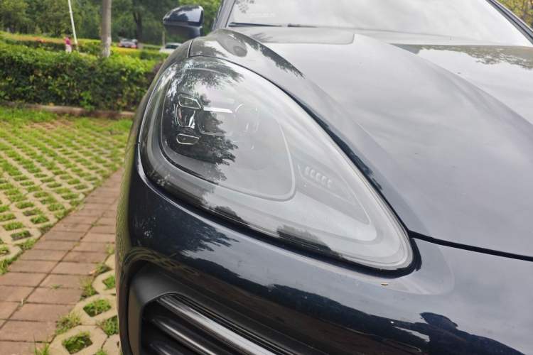 Used Porsche Cayenne 2023 Cayenne 3.0T Platinum Edition Right Front Headlight
