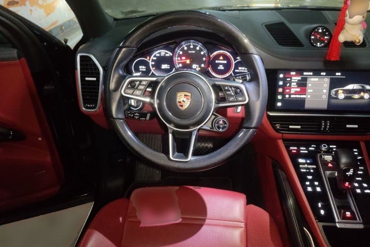 Used Porsche Cayenne 2023 Cayenne 3.0T Platinum Edition Steering Wheel