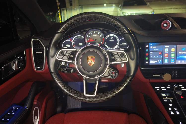 Used Porsche Cayenne 2023 Cayenne Coupé 3.0T Platinum Edition Steering Wheel