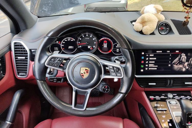 Used Porsche Cayenne 2023 Cayenne 3.0T Platinum Edition Steering Wheel