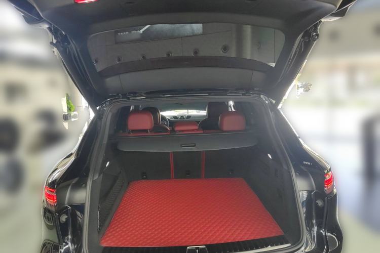 Used Porsche Cayenne 2023 Cayenne 3.0T Trunk