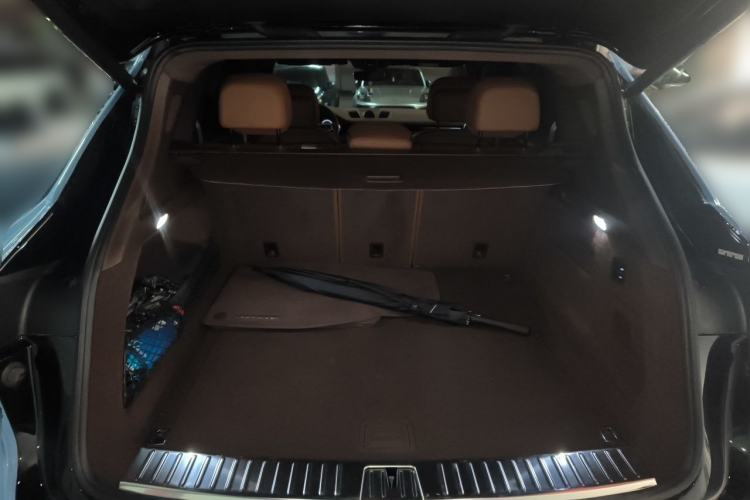 Used Porsche Cayenne 2023 Cayenne 3.0T Platinum Edition Trunk
