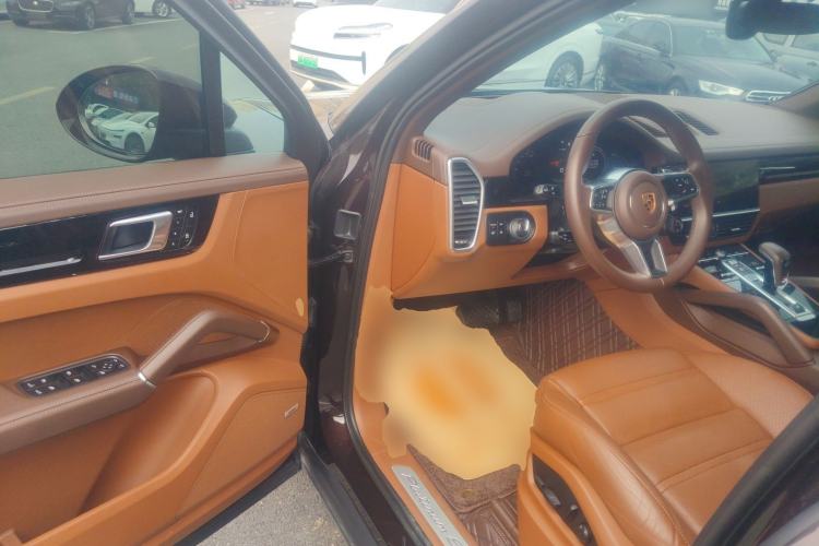 Used Porsche Cayenne 2023 Cayenne 3.0T Platinum Edition Driver Seat
