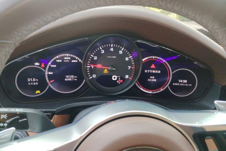 Used Porsche Cayenne 2023 Cayenne 3.0T Platinum Edition Instrument Cluster
