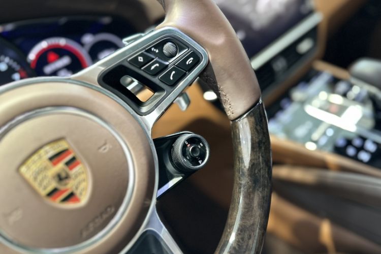 Used Porsche Cayenne 2023 Cayenne 3.0T Platinum Edition Interior 1