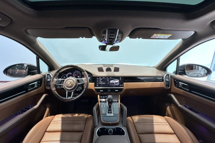 Used Porsche Cayenne 2023 Cayenne 3.0T Platinum Edition Interior 2