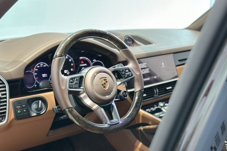 Used Porsche Cayenne 2023 Cayenne 3.0T Platinum Edition Interior 3