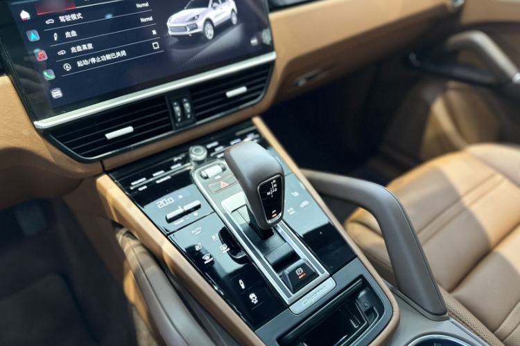 Used Porsche Cayenne 2023 Cayenne 3.0T Platinum Edition Interior 5