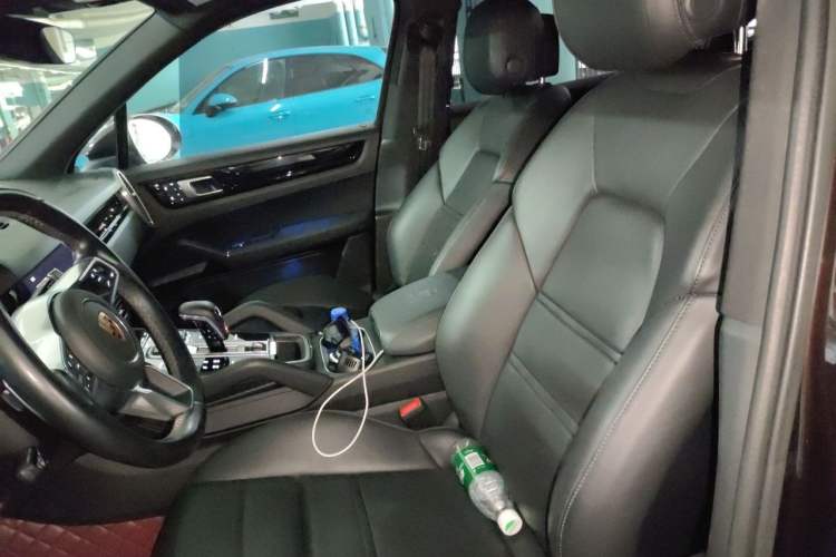 Used Porsche Cayenne 2023 Cayenne 3.0T Platinum Edition Left Front Seat