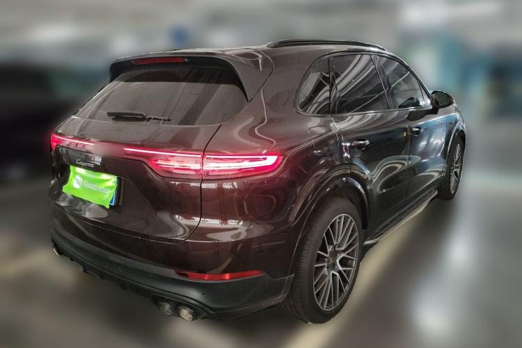 Used Porsche Cayenne 2023 Cayenne 3.0T Platinum Edition Rear Right 45 Deg