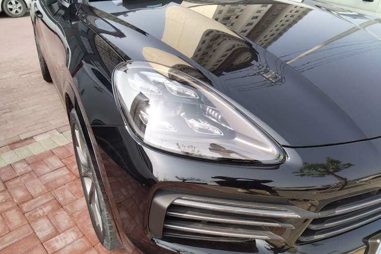 Used Porsche Cayenne 2023 Cayenne 3.0T Platinum Edition Right Front Headlight