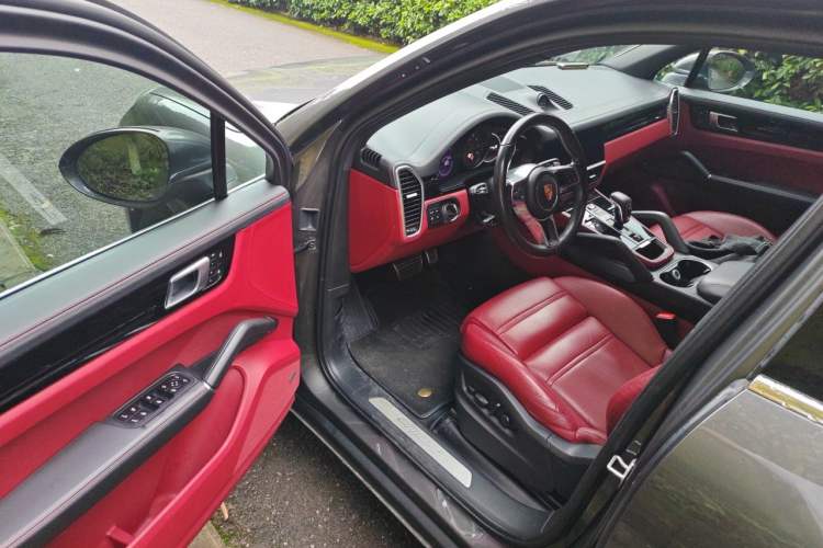 Used Porsche Cayenne 2023 Cayenne S 2.9T Driver Seat
