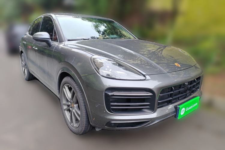 Used Porsche Cayenne 2023 Cayenne S 2.9T Front Right 45 Deg