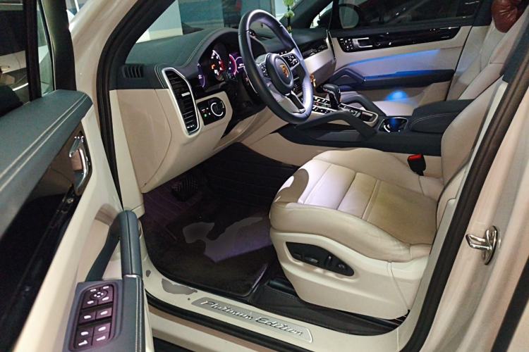 Used Porsche Cayenne 2023 Cayenne 3.0T Left Front Seat