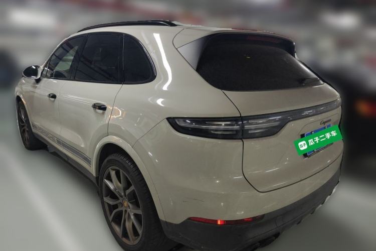 Used Porsche Cayenne 2023 Cayenne 3.0T Platinum Edition Rear Left 45 Deg