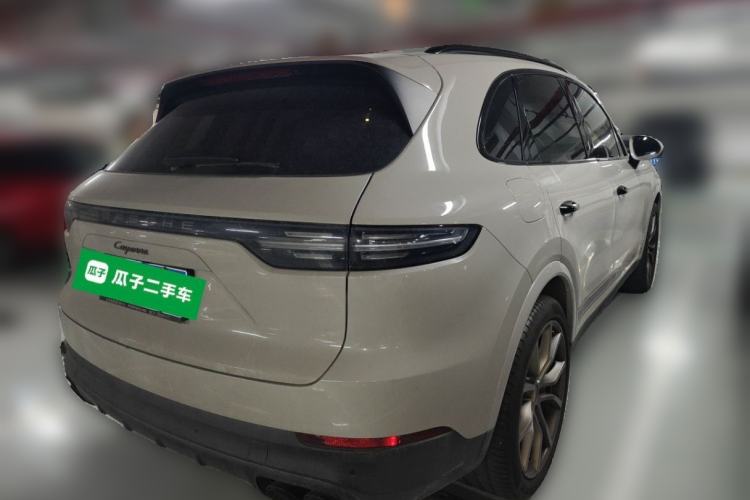 Used Porsche Cayenne 2023 Cayenne 3.0T Platinum Edition Rear Right 45 Deg