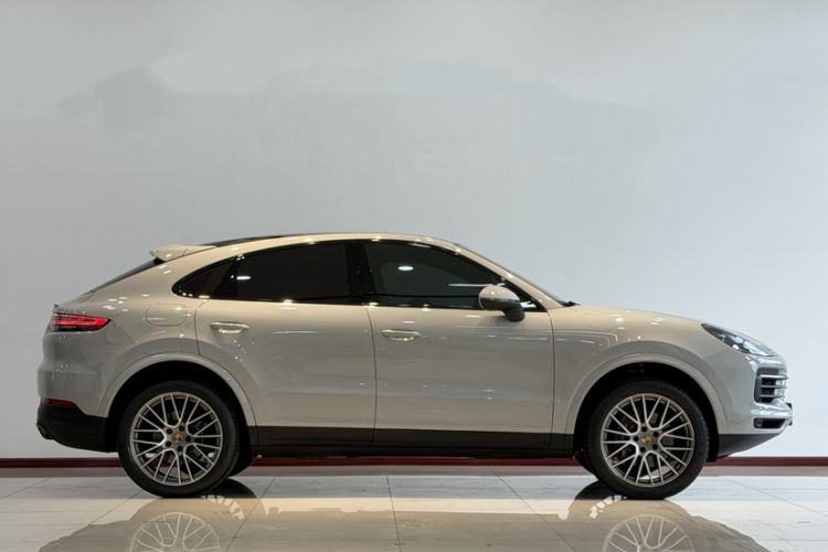 Used Porsche Cayenne 2023 Cayenne Coupé 3.0T Platinum Edition Roof