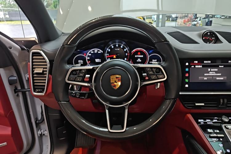 Used Porsche Cayenne 2023 Cayenne 3.0T Platinum Edition Steering Wheel