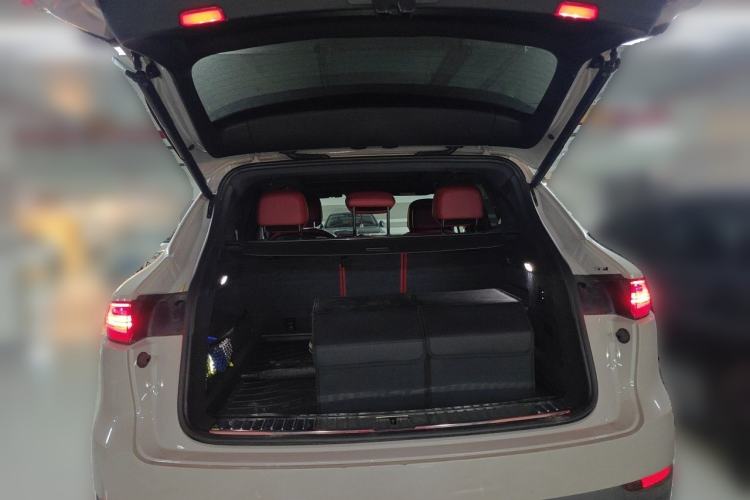 Used Porsche Cayenne 2023 Cayenne 3.0T Platinum Edition Trunk