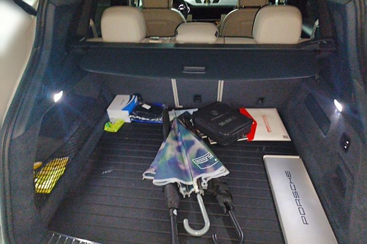 Used Porsche Cayenne 2023 Cayenne 3.0T Trunk