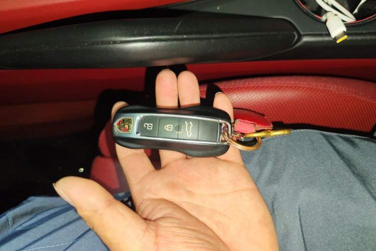 Used Porsche Cayenne 2023 Cayenne S 2.9T Vehicle Key