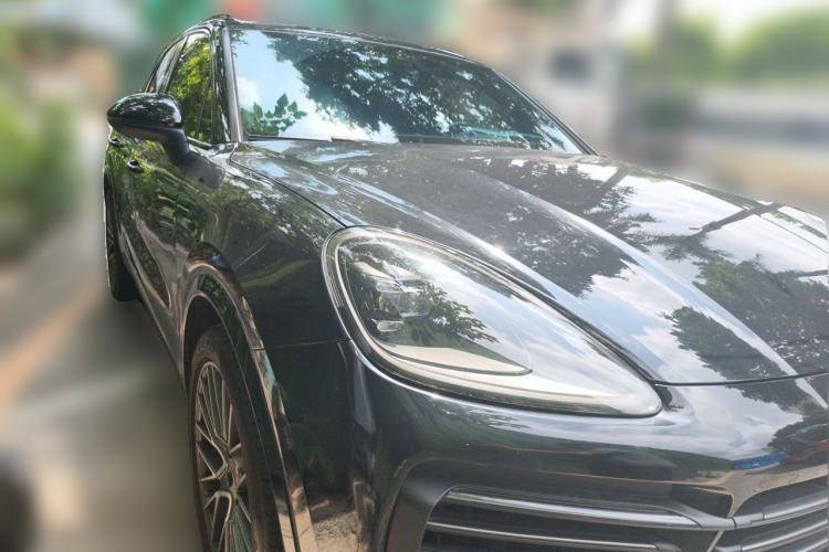 Used Porsche Cayenne 2023 Cayenne 3.0T Platinum Edition Front Right 45 Deg