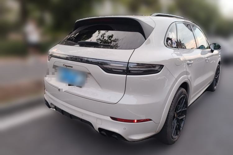 Used Porsche Cayenne 2023 Cayenne 3.0T Platinum Edition Rear Right 45 Deg