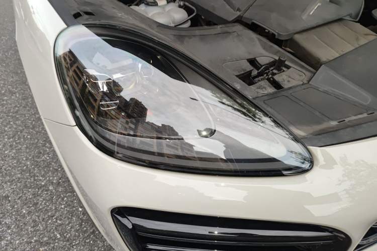 Used Porsche Cayenne 2023 Cayenne 3.0T Platinum Edition Right Front Headlight