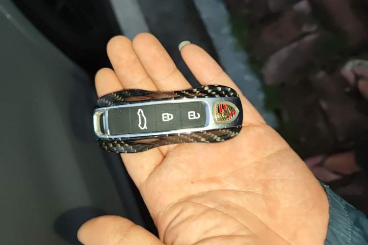 Used Porsche Cayenne 2023 Cayenne 3.0T Platinum Edition Vehicle Key