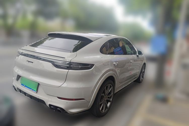Used Porsche Cayenne 2023 Cayenne Coupé 3.0T Platinum Edition Rear Right 45 Deg