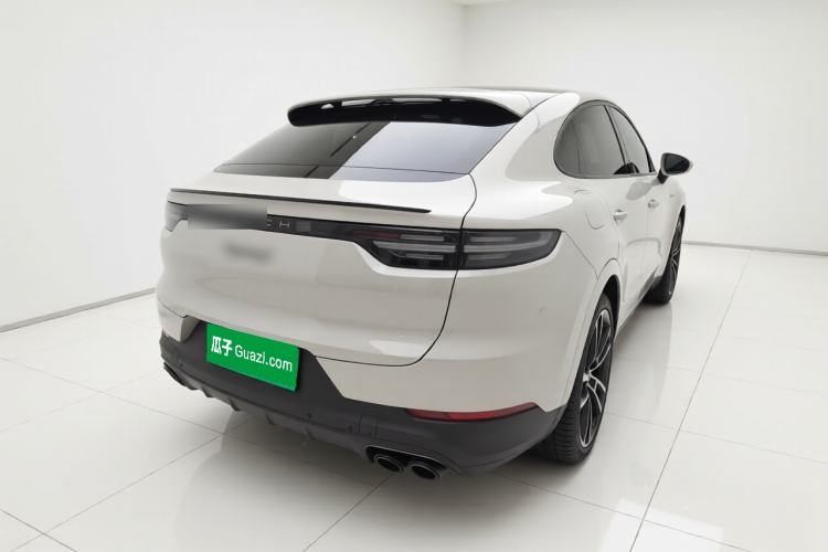 Used Porsche Cayenne 2023 Cayenne Coupé 3.0T Platinum Edition Rear Right 45 Deg