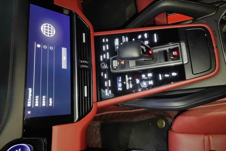 Used Porsche Cayenne 2023 Cayenne 3.0T Platinum Edition Audio And AC Panel