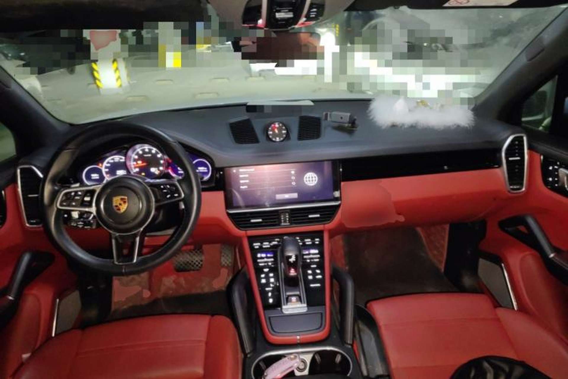 Used Porsche Cayenne 2023 Cayenne 3.0T Platinum Edition Center Console