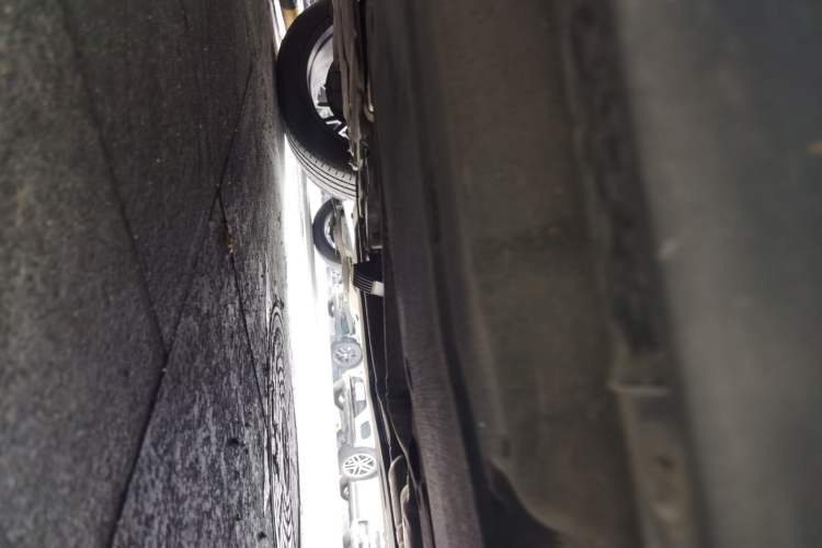 Used Porsche Cayenne 2023 Cayenne 3.0T Platinum Edition Chassis Front Left