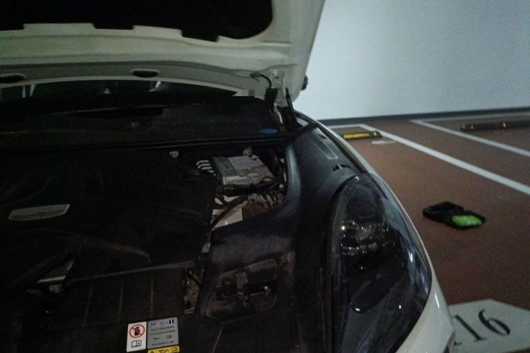 Used Porsche Cayenne 2023 Cayenne 3.0T Engine Bay Left