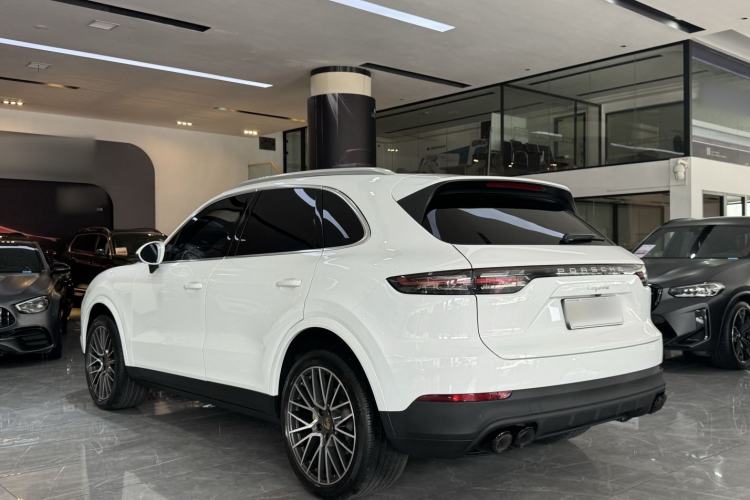 Used Porsche Cayenne 2023 Cayenne 3.0T Exterior 3