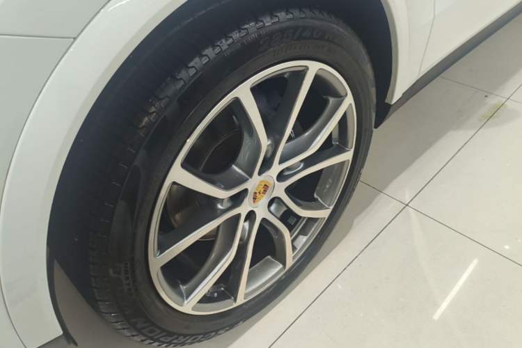 Used Porsche Cayenne 2023 Cayenne 3.0T Exterior 4