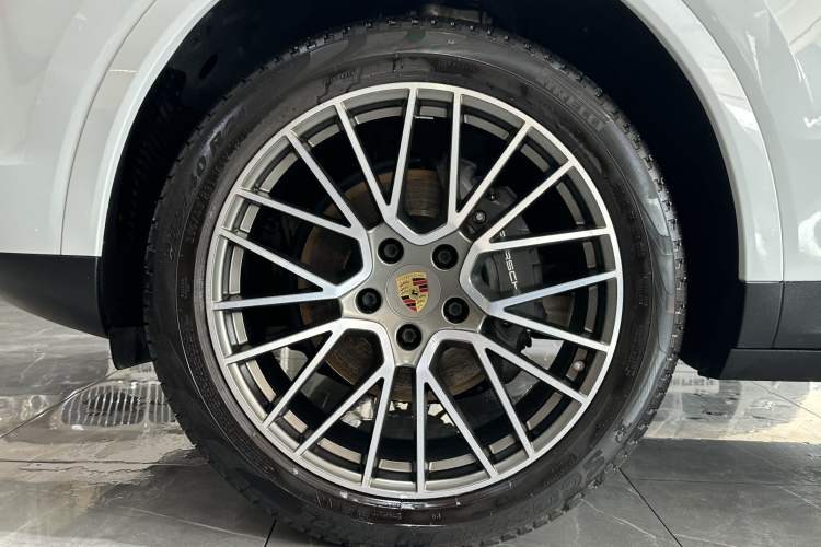 Used Porsche Cayenne 2023 Cayenne 3.0T Platinum Edition Exterior 5
