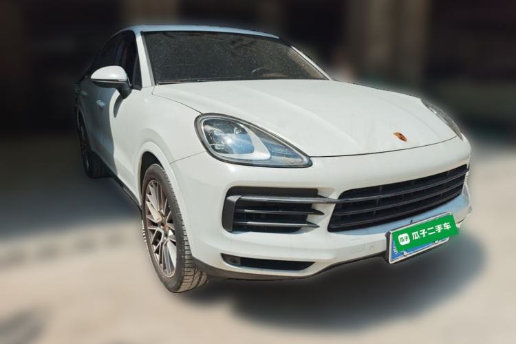 Used Porsche Cayenne 2023 Cayenne 3.0T Platinum Edition Front Right 45 Deg